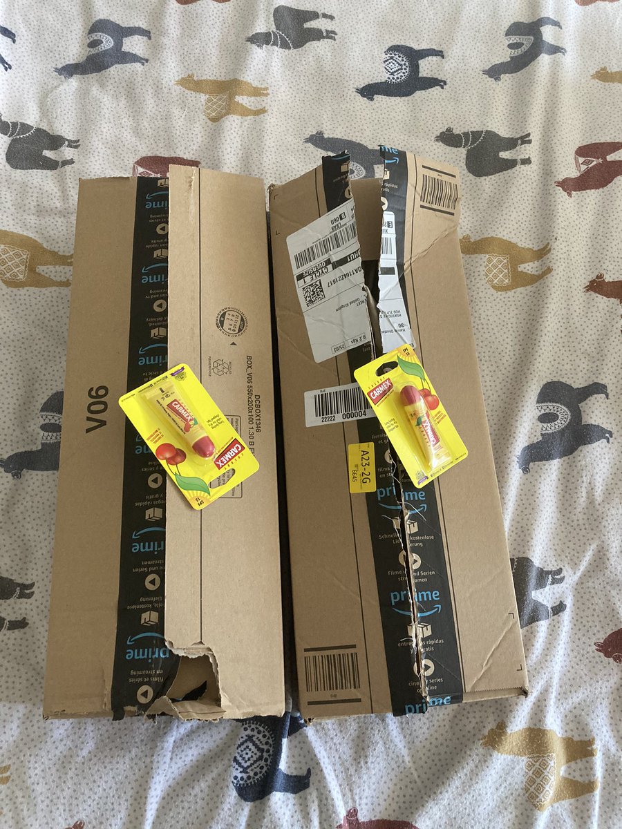 OhnstadHannah's tweet photo. Surprised they fitted in the boxes tbh... not impressed @amazon @AmazonHelp #amazonpackaging https://t.co/wTJC3j3SOE