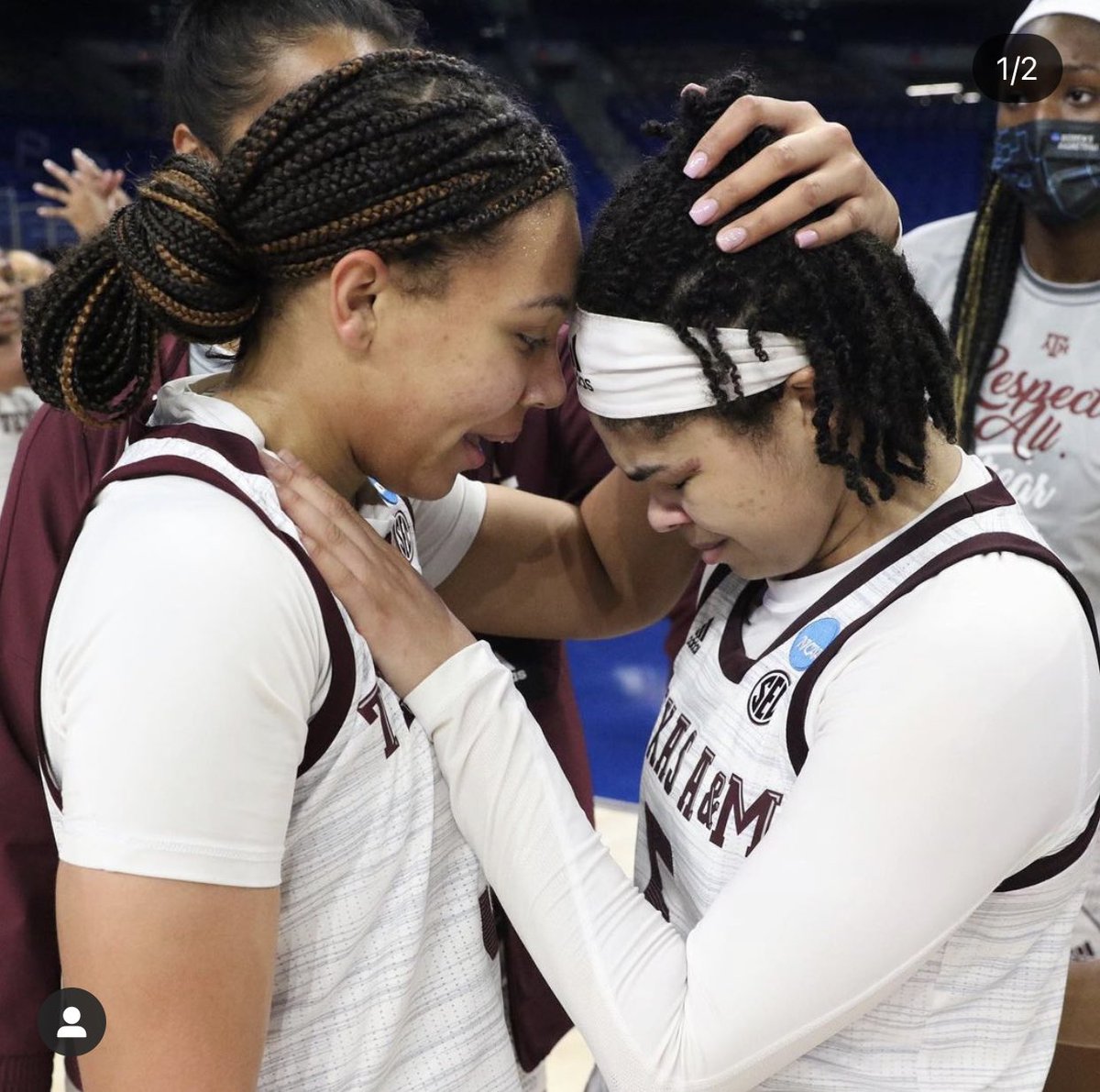 As I turn the page this morning. One of my favorite moments. <a href="/desip33/">Destiny Pitts</a> came to me and said Coach they are face guarding me in this junk def, let me screen, I’ll get people open! Every screen she set, we got wide open looks. A high volume scorer, took on another role for her TEAM!