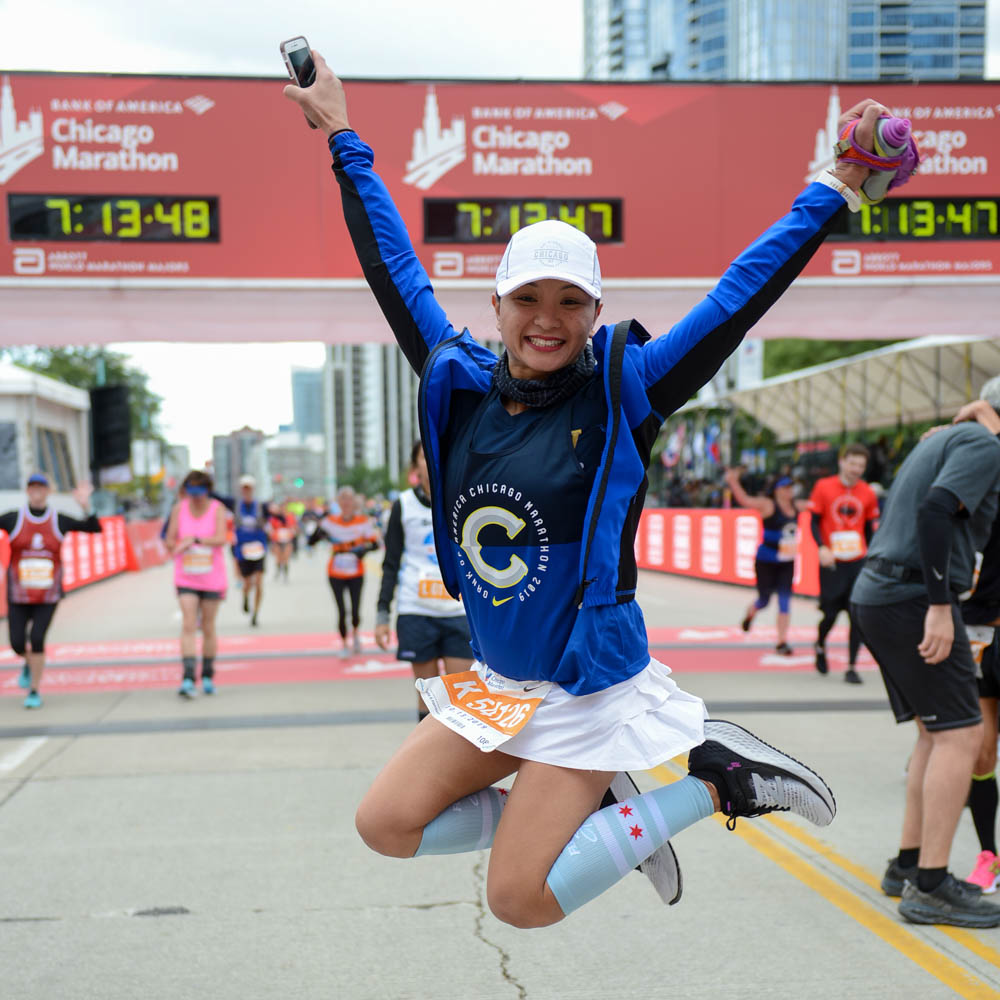ChiMarathon's tweet photo. That feeling when you see that “You’re in!” email arrive in your inbox 🙌 Congratulations to all who will be joining us at the 2021 @BankofAmerica #ChicagoMarathon on October 10! See you at this finish line this fall. (Photo from 2019) https://t.co/HsLZysb1aJ