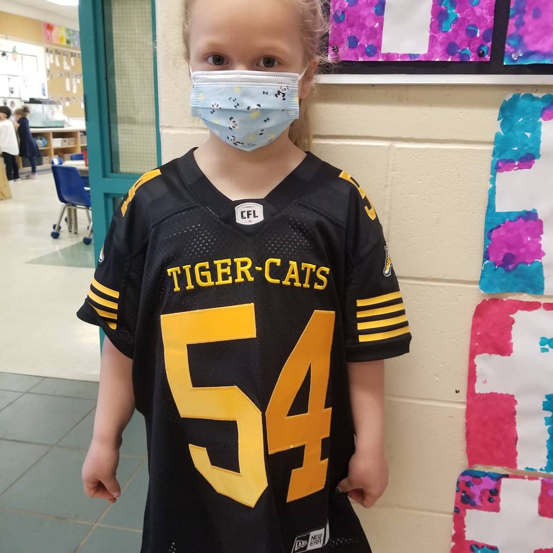 StAlexander8's tweet photo. JERSEY DAY.
A little trivia. A St. ALEXANDER & Notre Dame high school graduate
Chris Van Zeyl is a professional Canadian football offensive tackle for the Hamilton Tiger-Cats of the Canadian Football League. He is a two-time Grey Cup champion with the Toronto Argonauts
#vanzeyl https://t.co/sRIzJzcYmy
