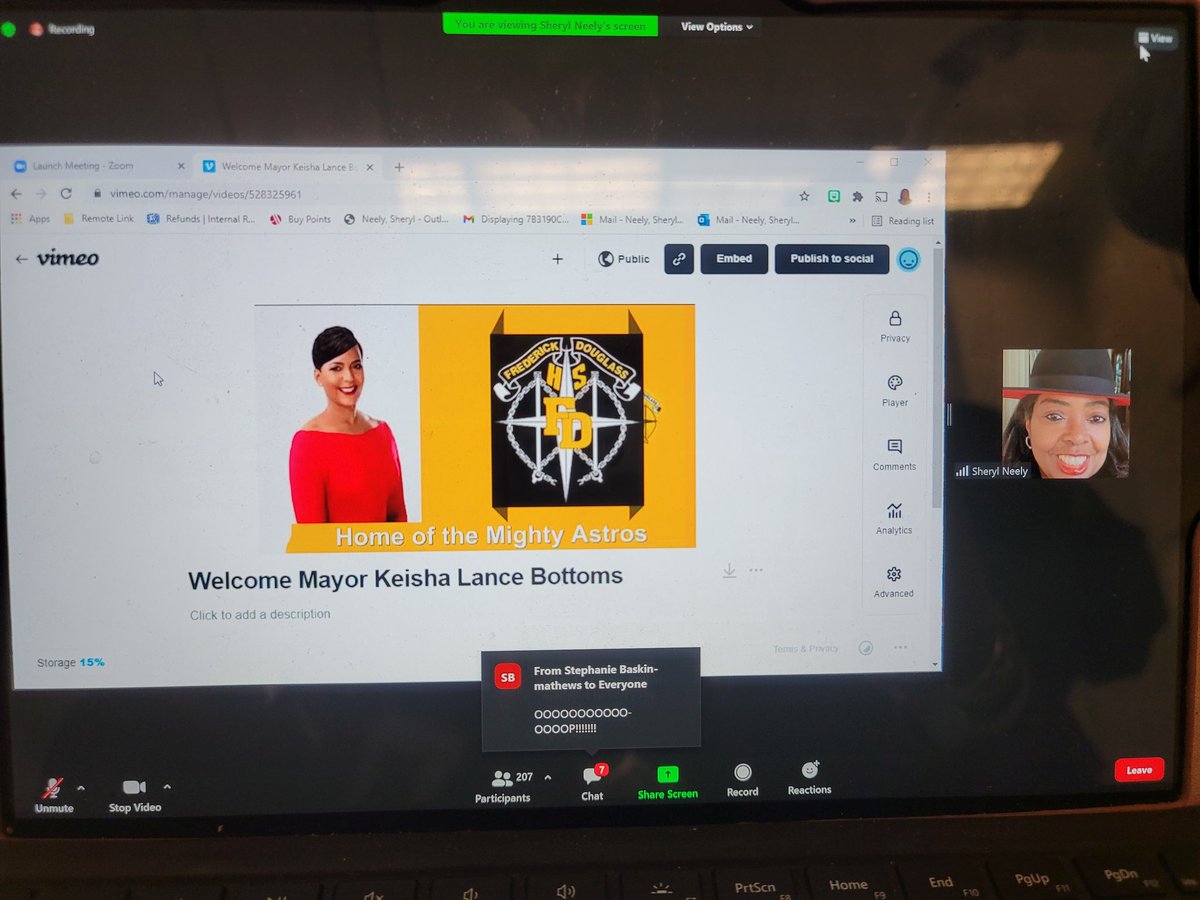 apsDouglassHigh's tweet photo. Our very own Mayor Keisha Lance-Bottoms C/O 87 addressing our Astros....#AstroPride #WereJustDifferent @DrLisaHerring @ArettaBaldon @dan_a_sims @AporteeTportee @jasonesteves @MitchellFor5 https://t.co/AhcEEaLHJm