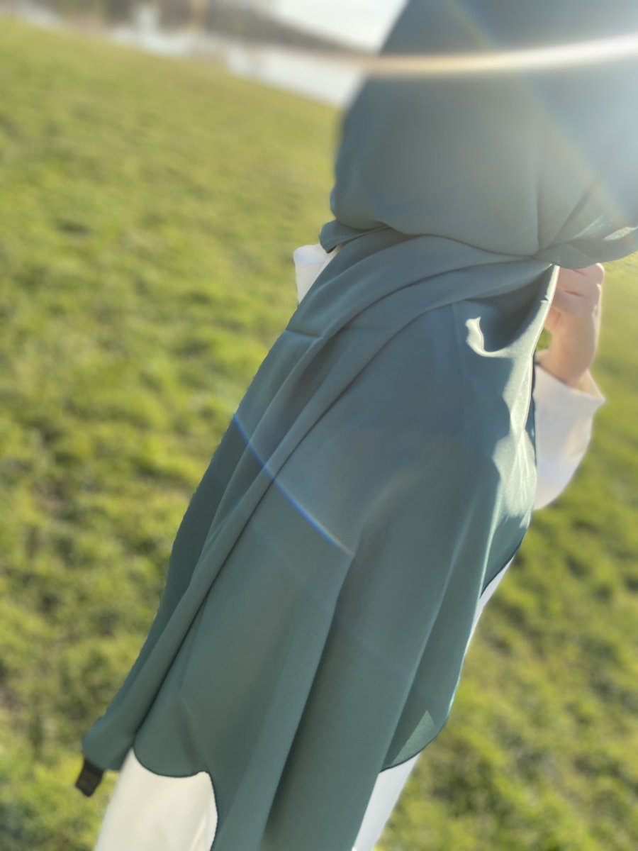 HijabHayaa's tweet photo. D’autres coloris disponible sur mon site https://t.co/Abn2lLQGG4 https://t.co/Zltct6WZpJ
