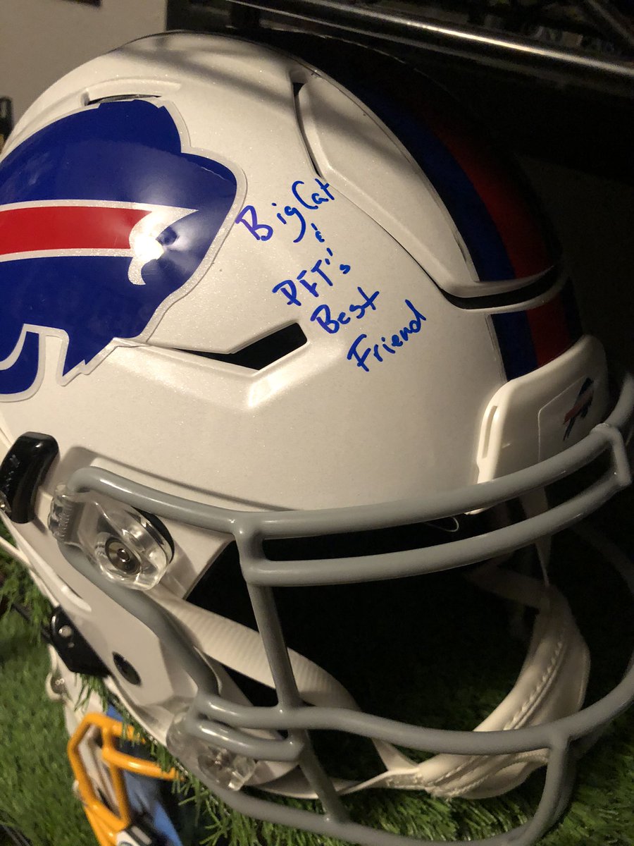 CGlaze81's tweet photo. Thanks @JoshAllenQB for this beaut!! @PFTCommenter @BarstoolBigCat #DraftJoshAllen https://t.co/tWe7cmJOlU