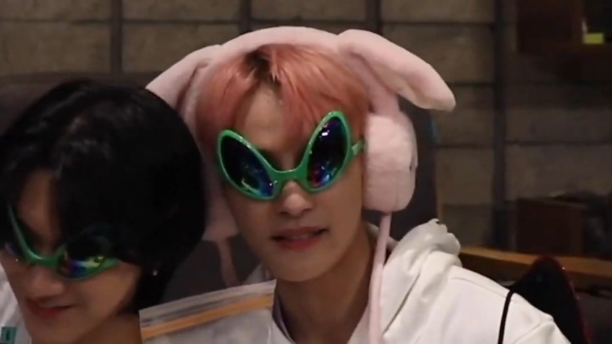 Fz_Fang's tweet photo. ช่วยเหอะ 55555555566565555 #아잔다_WayV https://t.co/YsSyAwesO9