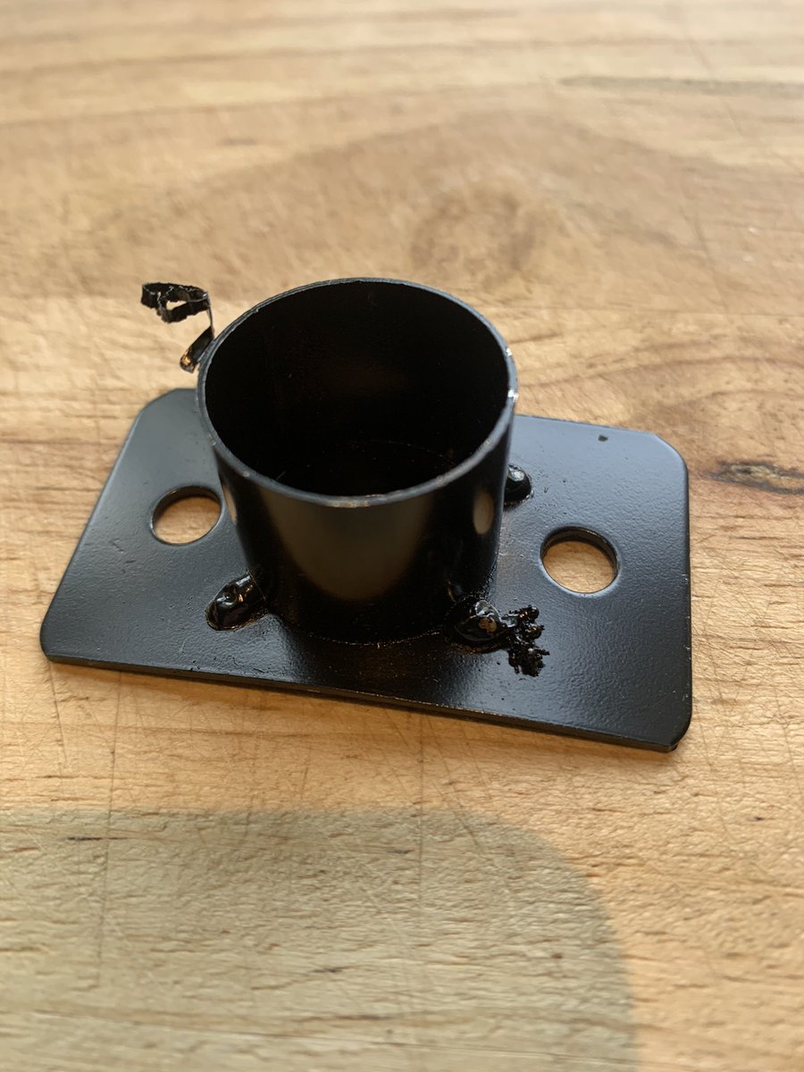 derin_neuro's tweet image. Am I alone in wondering how #china became an economic powerhouse when goods they produce are this shoddy? (It’s a socket for a bbq leg, if you’re wondering)#notmadetolast #wasteofmaterial