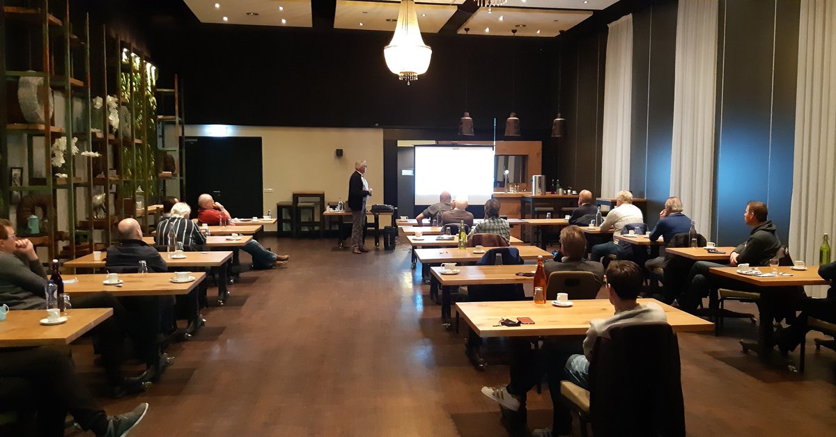 Vandaag coronaproof cursus voor een deel van onze chauffeurs. Ook in deze tijd belangrijk om bij te blijven!

#code95 #cursus #bijscholing #kennis #belangrijk #vankootenreizen #hofleverancier #ervaringdiejeverderbrengt