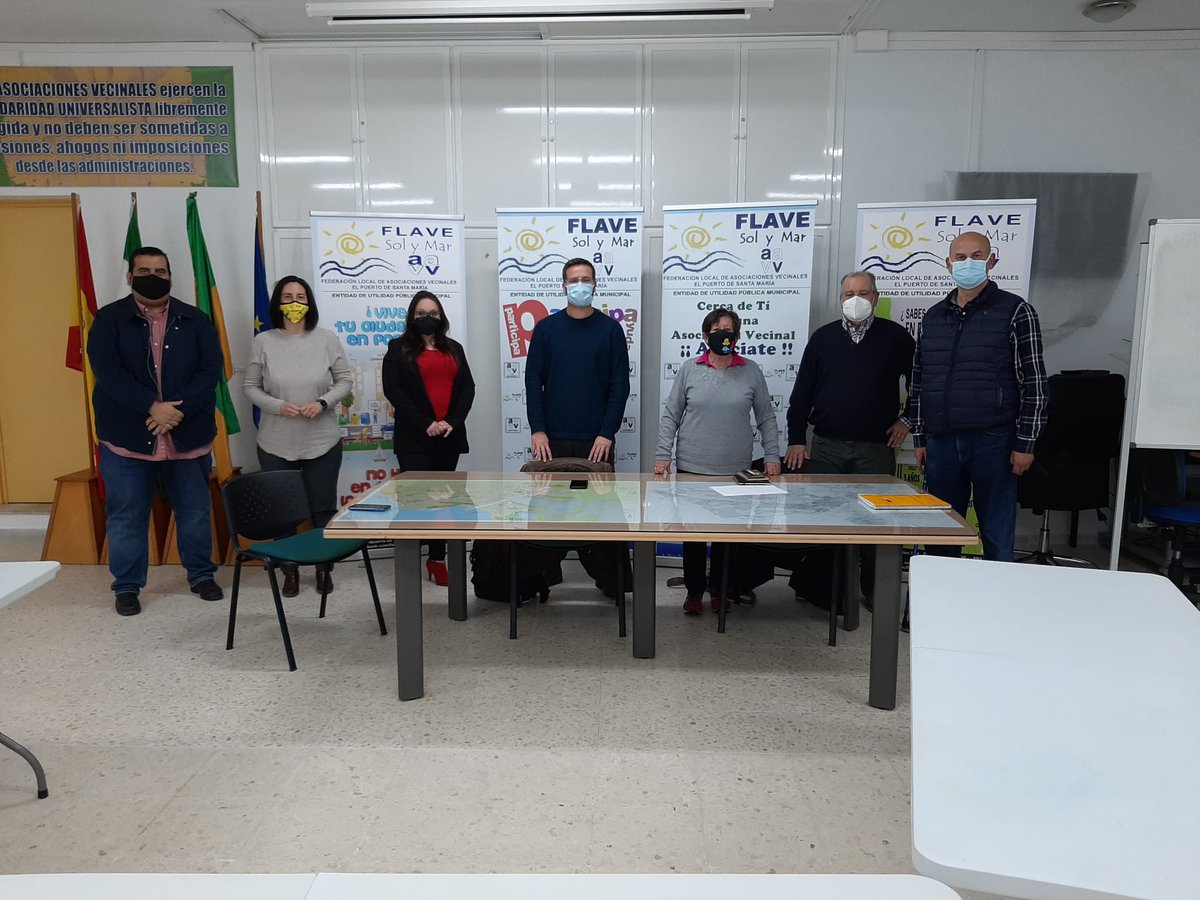 union_portuense's tweet photo. Unión Portuense ha mantenido una reunión de trabajo con la junta directiva de la Flave esta semana. Ha sido un encuentro fluido donde abordamos los grandes retos a los que se está enfrentando el asociacionismo, y la ciudad en general. https://t.co/edWwBCpJ4a