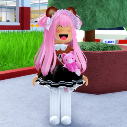 berry_nugget's tweet photo. can yall tag some people that make art commissions for robux or diamonds? 👀
my oc : https://t.co/AqSEMP47Eg