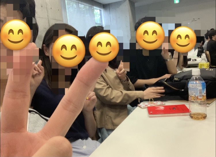 tufs_ess's tweet photo. 【ディベート】

様々なトピックについてディベートしてみましょう！
英語力はもちろん、論理的な思考力を向上させることができます💪
初めは喋れなくても練習すればどんどん上達できます！
初心者も経験者も大歓迎です🌿 https://t.co/I2eSMNPdHr