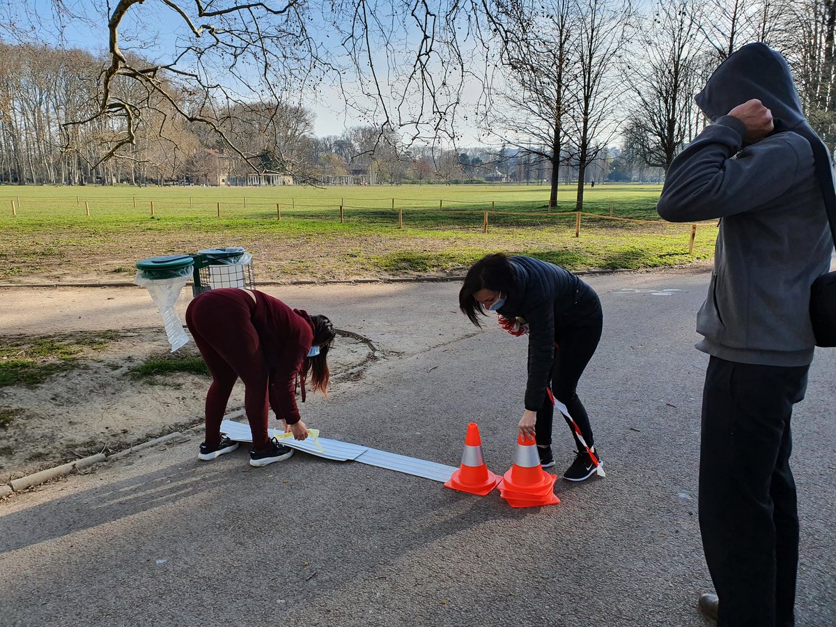 ValerieRenaudin's tweet photo. On se prépare pour le 2nd jour d'expe.#mobilité déficients visuels. @TeamGEOLOC @okeenea @AgenceRecherche #labcom #inmob @UGustaveEiffel https://t.co/Vz2sffQJYA