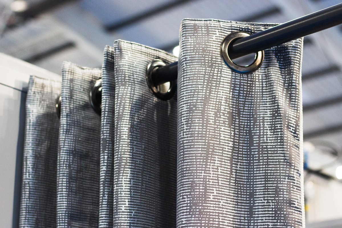 BridgeInteriorC's tweet image. #ThrowbackThursday to our stand at the South West Care Expo we attended in March last year.
It's great to be able to get out and meet with people and we're looking forward to exhibiting in person again when we can!

#exhibitions #contractcurtains #blinds #exhibiting