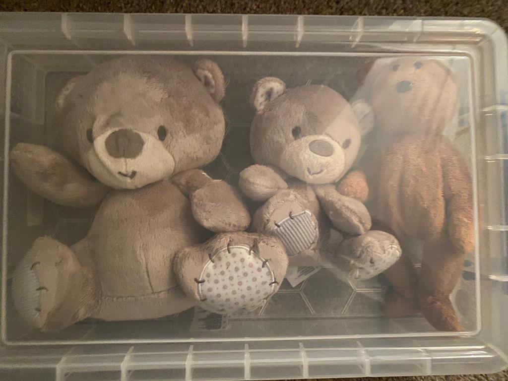Covid-safe teddies, washed and ready for today's #dramatherapy sessions.