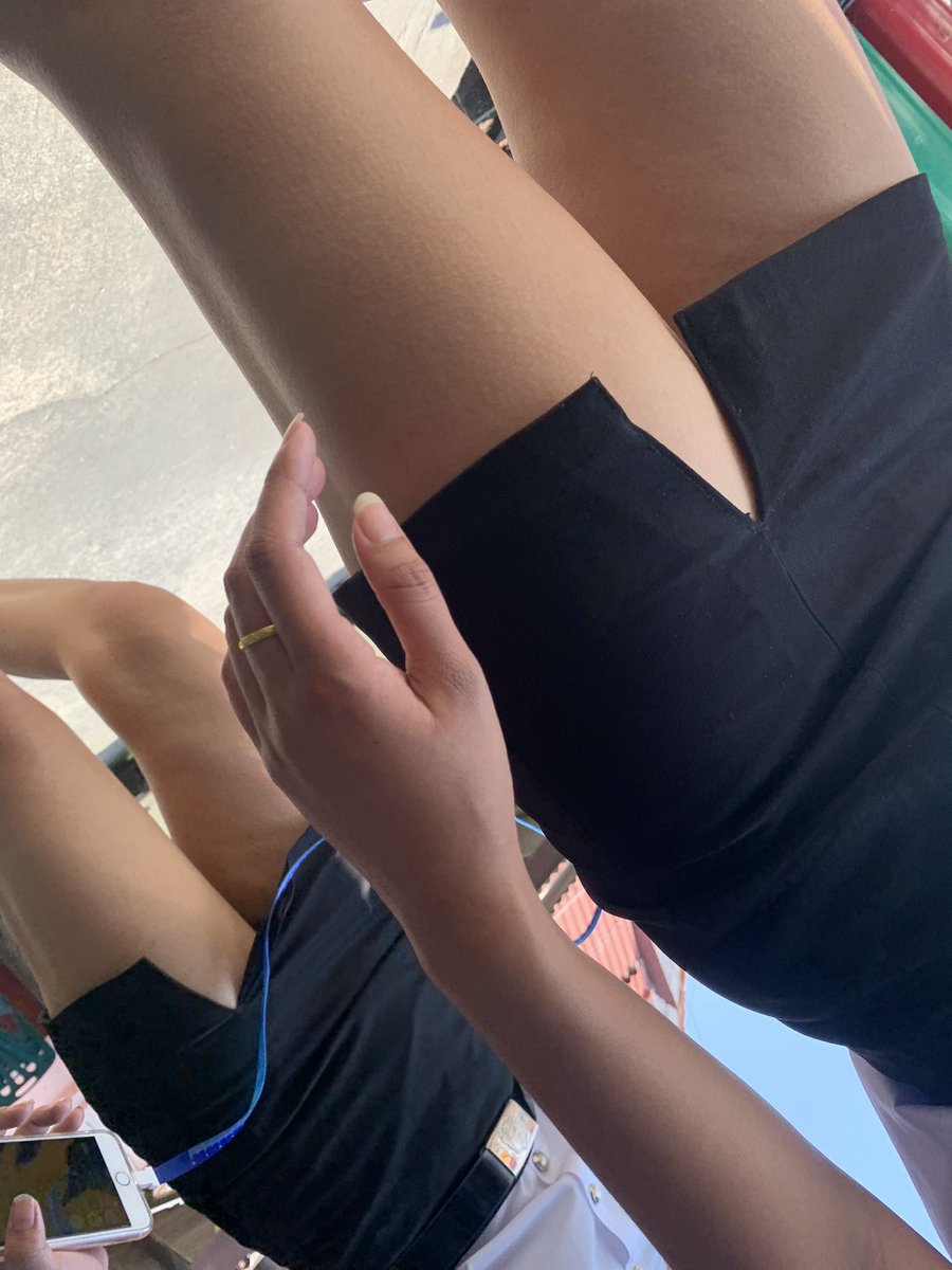 เนียนๆแบบนักศึกษา #แอบถ่ายใต้กระโปรง