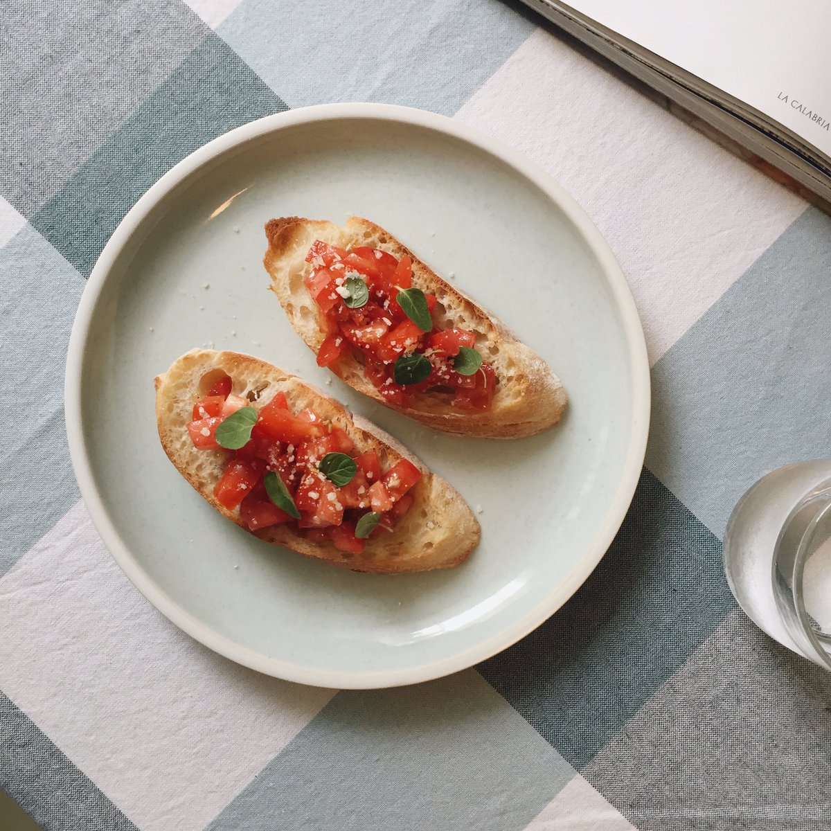Phakhins1's tweet photo. Bruschetta 
#kinkinkitchen #cooking #easydish
#ชุมชุนก้นครัว https://t.co/RQXgbVC9jK
