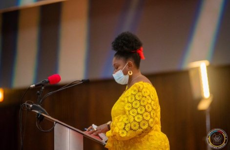 colette_tshomba's tweet photo. #RDC | #Ambition 
«L’ambition, c’est ce dont sont faits les rêves. C’est ce qui nous fait croire que l’on peut être plus, que l’on peut être une meilleure version de nous même. Et quand l’ambition se joue avec éthique vous ferez des grandes choses.»
Que Dieu bénisse notre pays! https://t.co/fTujrYK690