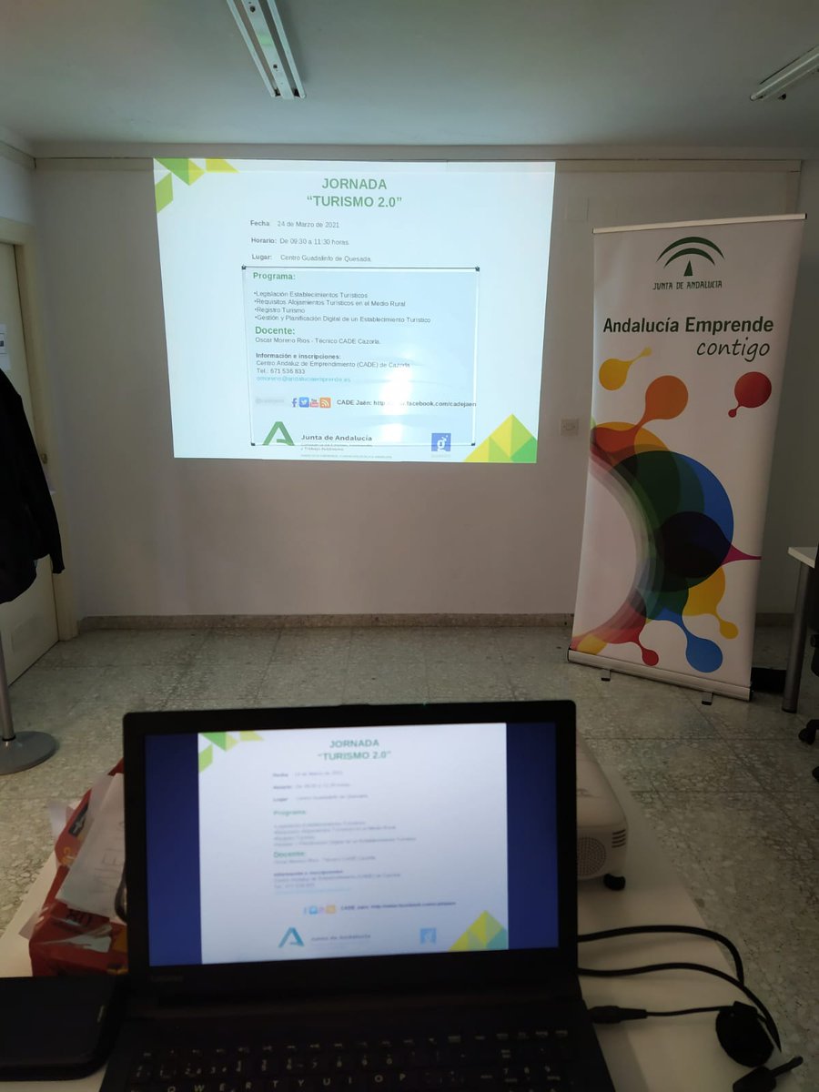QuesadaVuela's tweet photo. 2ª Jornada "Alojamientos Rurales" en #Guadalinfo #Quesada. Finalizada esta acción formativa para promover el #TurismoRural. Han sido 2 sesiones interesantes, productivas y con las que creemos se va a dar impulso a los alojamientos rurales. #CADECazorla @AytoQuesada @RedGuadalinfo https://t.co/N0SfSAIw2N