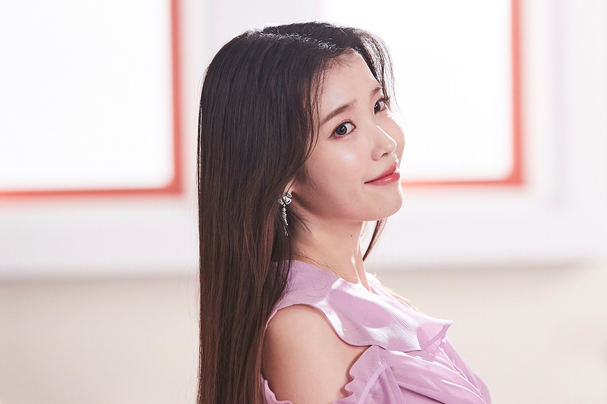 Lee ji eun. Хай ай ю. Кпоп бабы. Iu айдол. Iu lilac photo.
