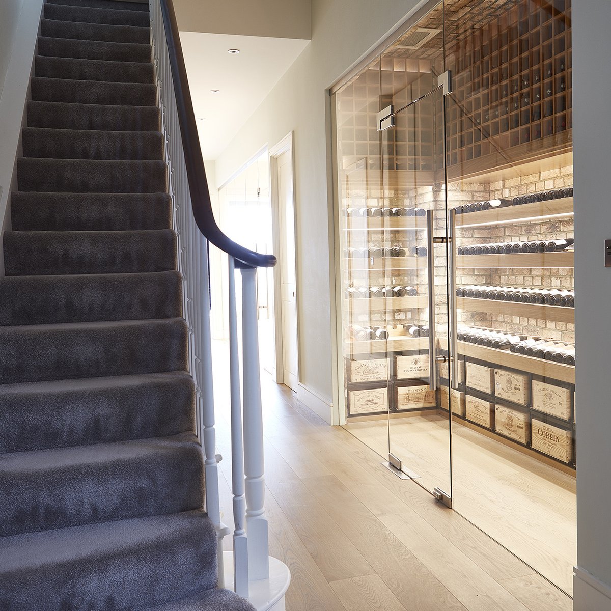 Customers generally want their wine cellar to highlight their wine collection, not the equipment. A great solution for that are the ducted systems from @WineGuardian

instagram.com/p/CMzxcZ4rU8O/

#winecellar #winecellarcooling #wineguardian #wine #winecellardesign #winelover #wine