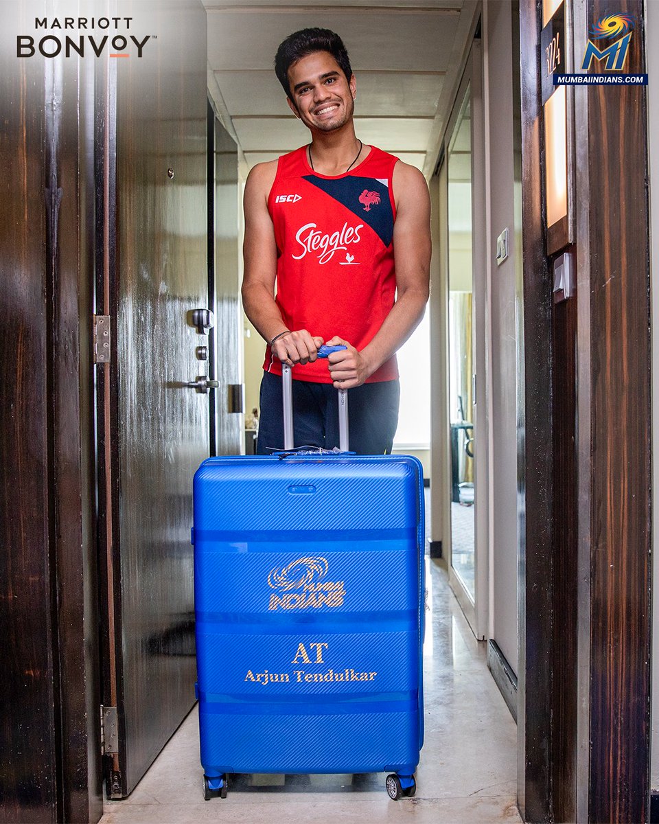 mipaltan's tweet photo. 🧳✅

#OneFamily #MumbaiIndians @ishankishan51 @iamanmolpreet28 @MarriottBonvoy https://t.co/SNDBsoJ5vz