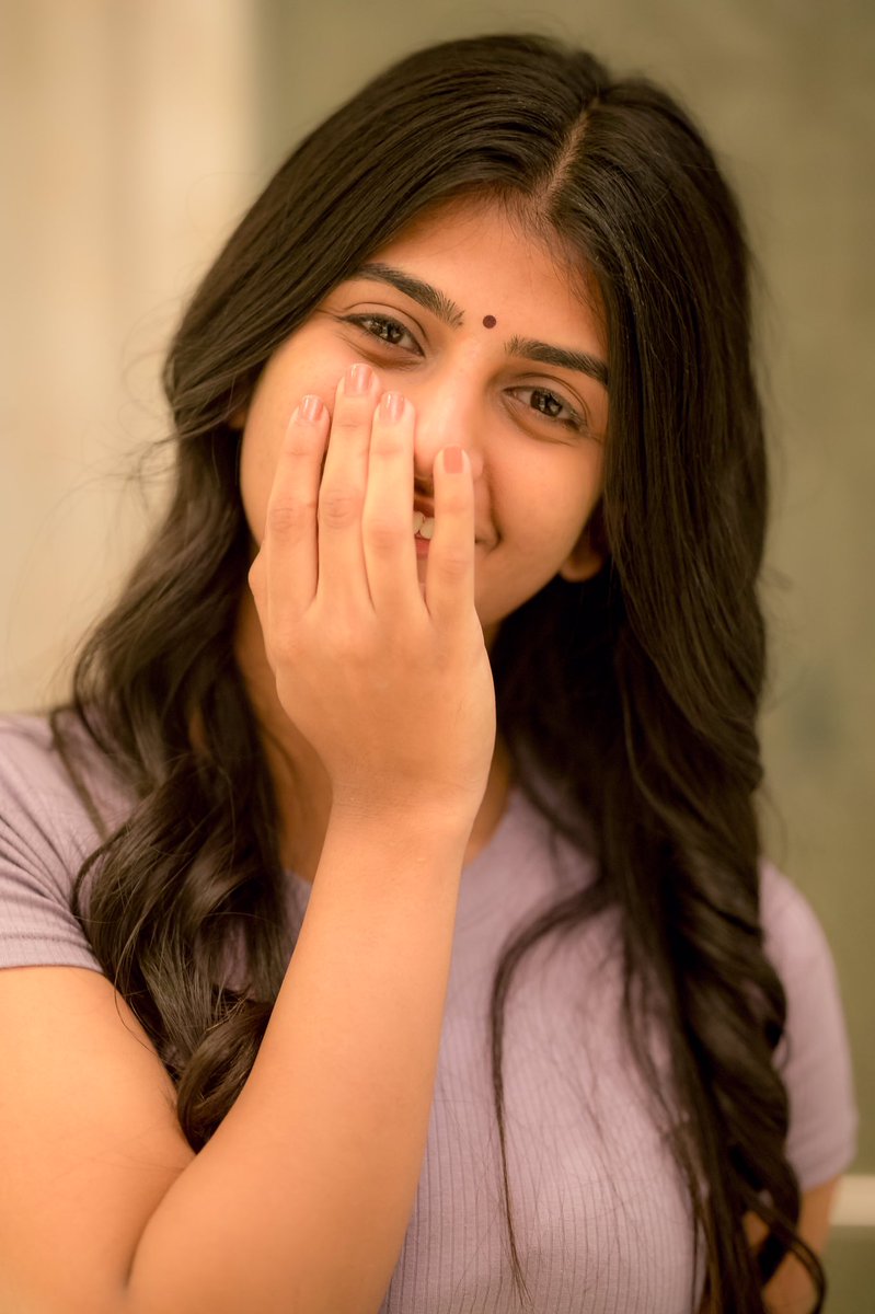 camsenthil's tweet photo. #GabriellaCharlton prettified with her cute look https://t.co/DdBDEhFdP5
