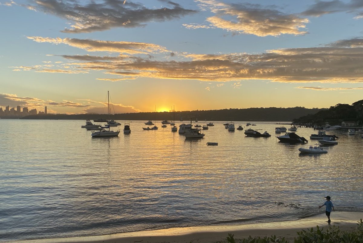 CourageChick's tweet photo. #sunset #toobeautifulnottoshare #watsonsbay https://t.co/6WjDf1KCrg