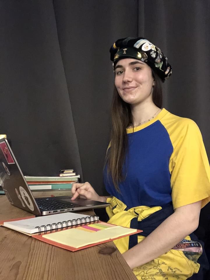 2api_tours_2022's tweet photo. [11] Eloïse Verdun : Secrétaire👩‍💻 

Membre actif de l’ACEPT en 2018, elle a su grimper les échelons 🧗‍♀️pour être Secrétaire et 1ère VP de l’ACEPT l’année dernière, et aujourd’hui Présidente de l’ACEPT. Elle connait tous les secrets pour une organisation efficace. 💪🏼 https://t.co/721UKavt3h