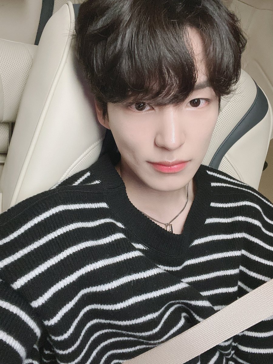 NewWorld_VICTON's tweet photo. [#찬]🖤-@
집으로 가는길....📸 https://t.co/cH2mL3eyLF