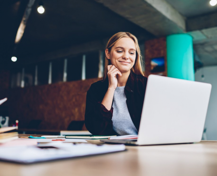 EsdenBS's tweet photo. Según el 'Estudio de Remuneración 2021' @michaelpage_es, las profesiones digitales y tecnológicas son las únicas con incrementos salariales en 2021. https://t.co/z2eLJpZ3gB vía @TalentStreet360 #bigdata #transformacióndigital #digitalbusiness #eCommerce #posgrado #FlexLearning https://t.co/5hOY1rck9i