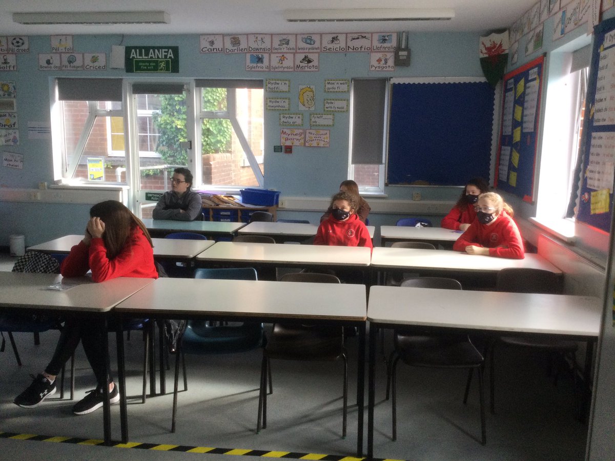 Coedcae School tweet media