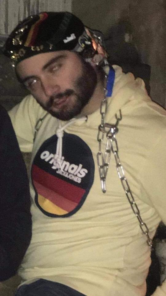 2api_tours_2022's tweet photo. [12] Romain Trouvé : Trésorier 💸

Cet homme charismatique connait bien la vie associative. VP Comm’ pour Pharma’Lounge et VP Logistique pour InterPharma l’année dernière, il est aujourd’hui Trésorier pour l’ATRP et Vice-Doyen Etudiant. La gestion? il connait!📈Comptez sur lui!💰 https://t.co/TCjN4SzYG3