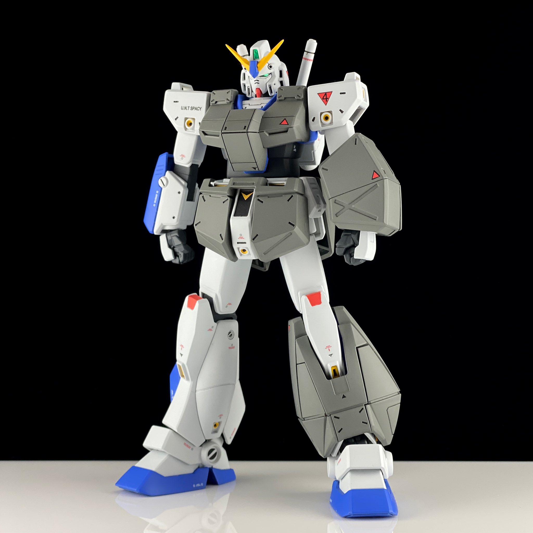 雪丸 Hguc 1 144 ガンダムnt 1アレックス 完成です ブレードアンテナを短縮 二の腕と胴体を延長 太もも部分に横ロール関節を追加してスタイル改修しています ガンプラ T Co C3ylitzb8f Twitter