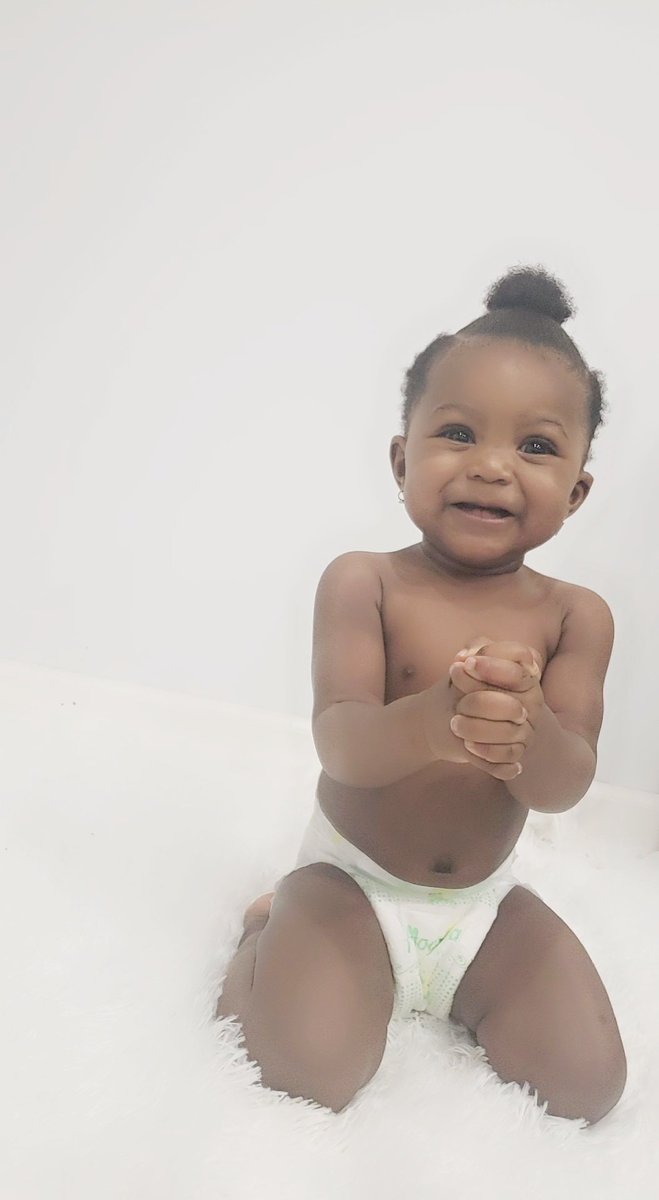 BlenceEsentials's tweet photo. #Diapers #Modenna #HappyBaby #Happymom #MomLife #ModennaBaby #MediumSize #Smile #SmilingForMama @Bemax_Inc https://t.co/rWVDk3kC88