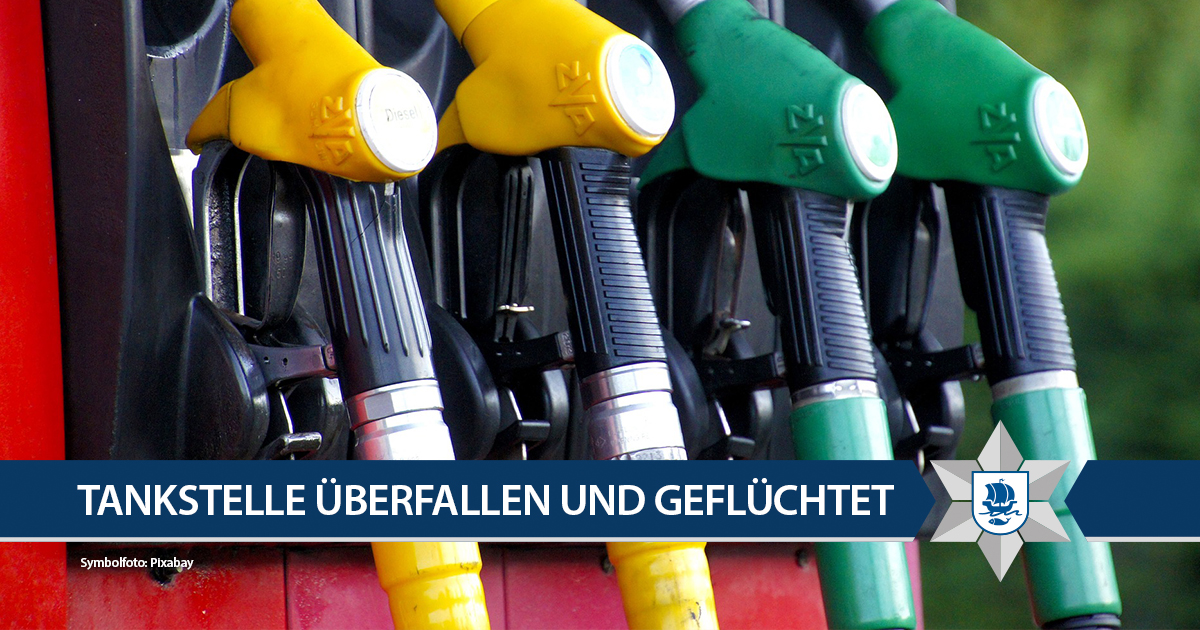 PolizeiBhv's tweet photo. Der Tatverdächtige trug dunkle Kleidung, Handschuhe und einen dunklen Mundschutz er flüchtete nach der Tat über die Hafenstraße in Bremerhaven...🏃‍♂️💰⛽️🚨➡ weiterlesen: https://t.co/DLg95wAGiq https://t.co/MxqdOxvTgW