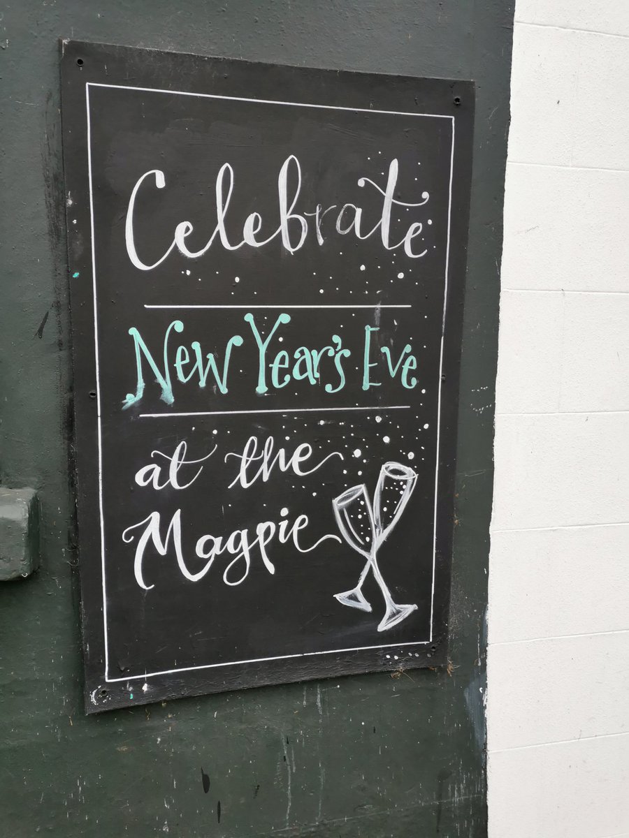 wildindesign's tweet photo. If anyone doubted the effect #lockdown and #COVID19 has had, allow my local pub to demonstrate... 🙄 https://t.co/KjOcpkC3di