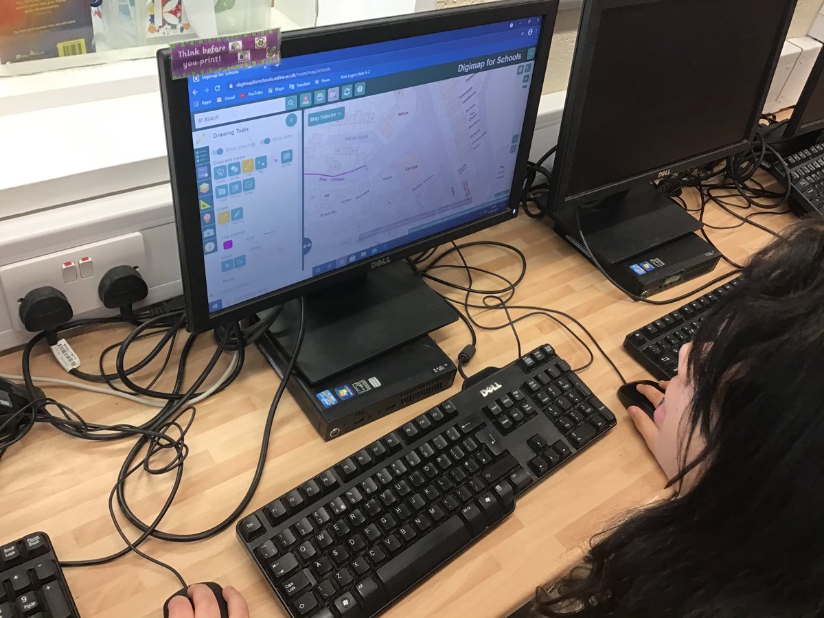 esgobmorgan's tweet photo. Blwyddyn 6 enjoyed their walk around their local area yesterday. Theyβre now creating a map using different tools such as #digimaps @EYPPC_GA @Digimap4Schools @Primageographer https://t.co/yV4Z2LiSyd