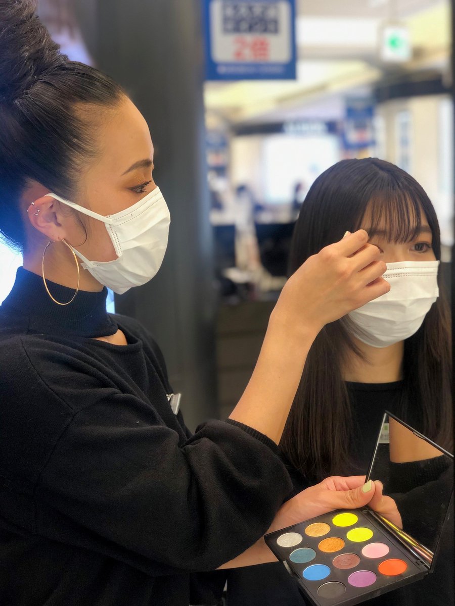 西武池袋本店 一部タッチアップサービス再開 M A Cなど 化粧品売場で一部タッチアップサービスを再開 春コスメを揃えてお待ちしております 1階 化粧品売場 エスティ ローダー トムフォード ビューティ ボビイ ブラウンほか マスク着用