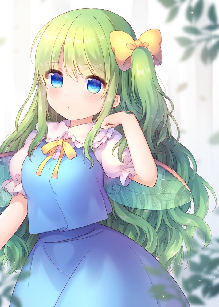 daiyousei 1girl solo green hair blue eyes smile bow yellow bow  illustration images