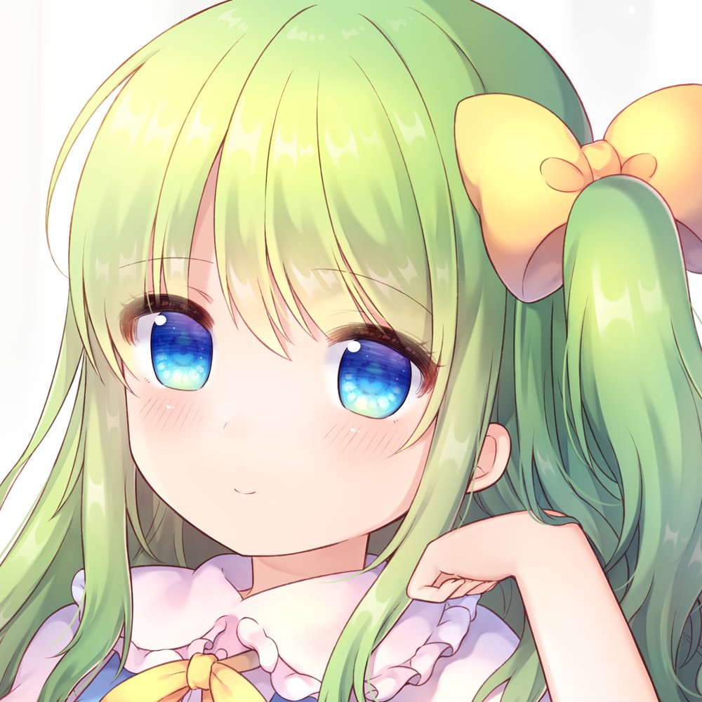 daiyousei 1girl solo green hair blue eyes smile bow yellow bow  illustration images
