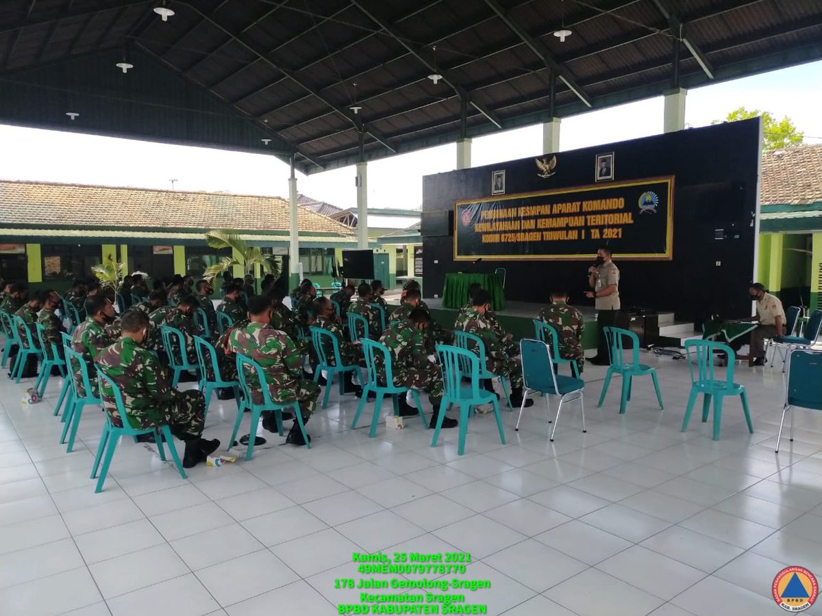 bpbd_sragen's tweet photo. Pemberian Materi Umum Tentang Kebencanaan di Kodim 0725 Sragen Oleh Bapak Danang Hermawan, SH (Kasi Pencegahan dan Kesiapsiagaan) @Kodim_Sragen @KoremSolo @BPBDProvJateng @BNPB_Indonesia https://t.co/1X6JVm5tvX