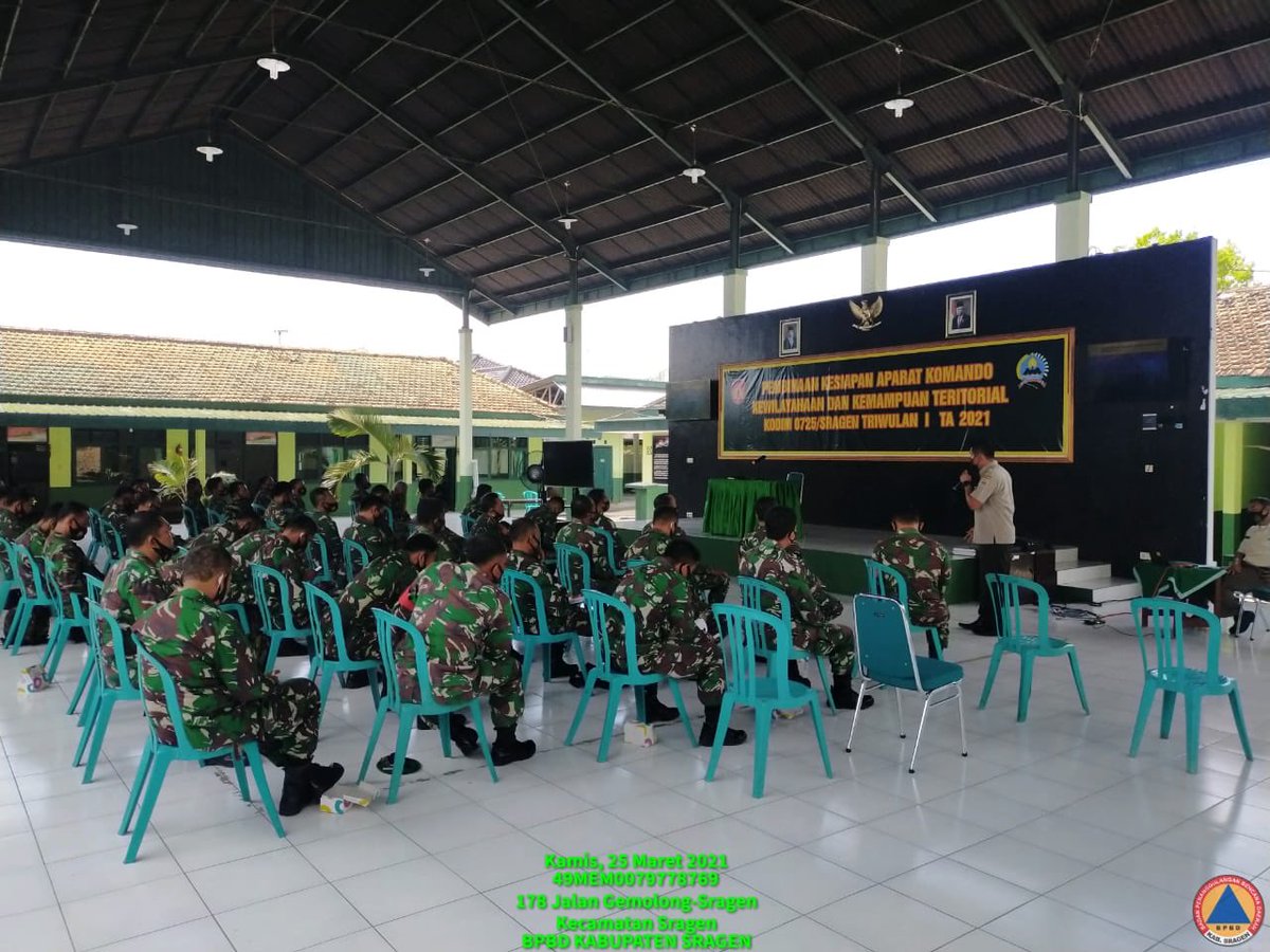 bpbd_sragen's tweet photo. Pemberian Materi Umum Tentang Kebencanaan di Kodim 0725 Sragen Oleh Bapak Danang Hermawan, SH (Kasi Pencegahan dan Kesiapsiagaan) @Kodim_Sragen @KoremSolo @BPBDProvJateng @BNPB_Indonesia https://t.co/1X6JVm5tvX