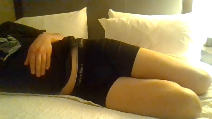 1 pic. Jus a soft boi in bed~ https://t.co/uyrgBwCdyS