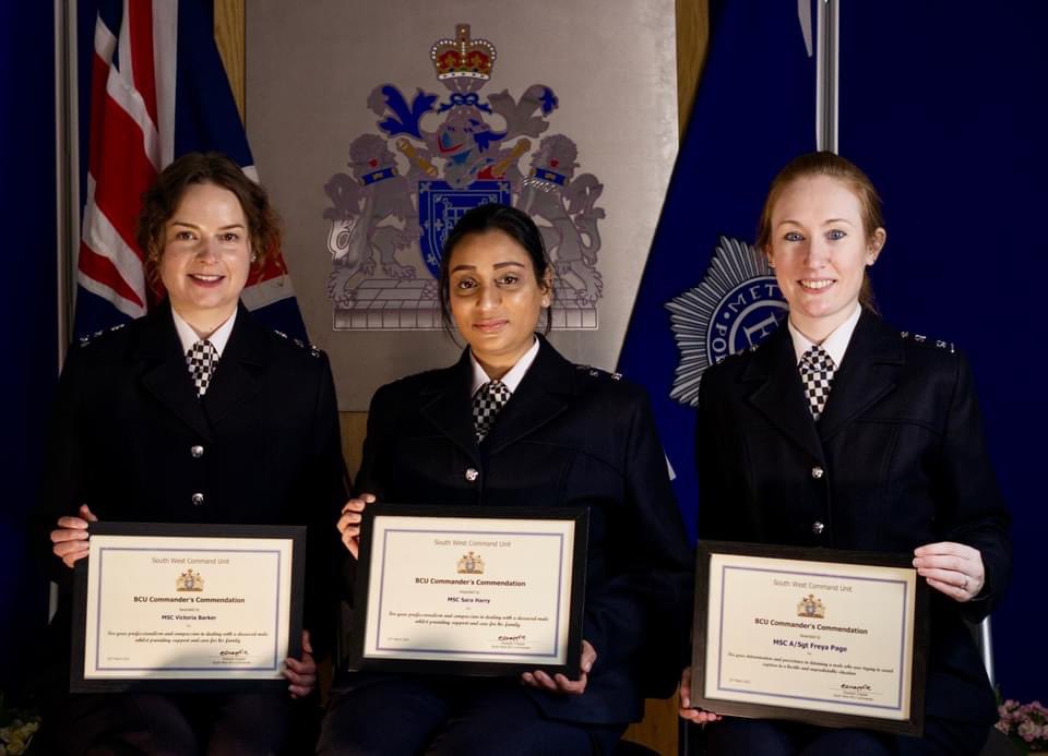 MPSSpecials's tweet photo. Special Police Constables who volunteer their free time to work in the #SWBCU received a Borough Commander’s Commendation this month.
The officers received the award after they dealt with a difficult call involving the unfortunate suicide of a local resident.
#MakeADifference 💙 https://t.co/zpTbexGuKf