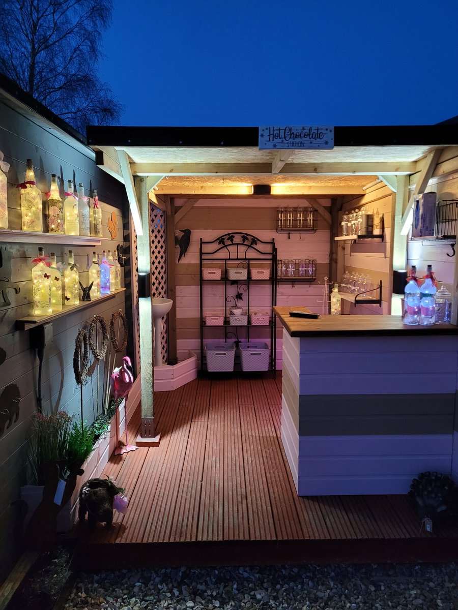 BethsHampers's tweet photo. @HotelChocolat 
Bethshampers have added a new little Chocolate Station to the gift shop  it's should  bring a little bit of happiness to rural Norfolk we are surrounded by 10 villages so it should be very popular  names like Norfolk Artsin Chocolate &amp; Hotel Chocolat .
#unique https://t.co/qSzzwzE8WT
