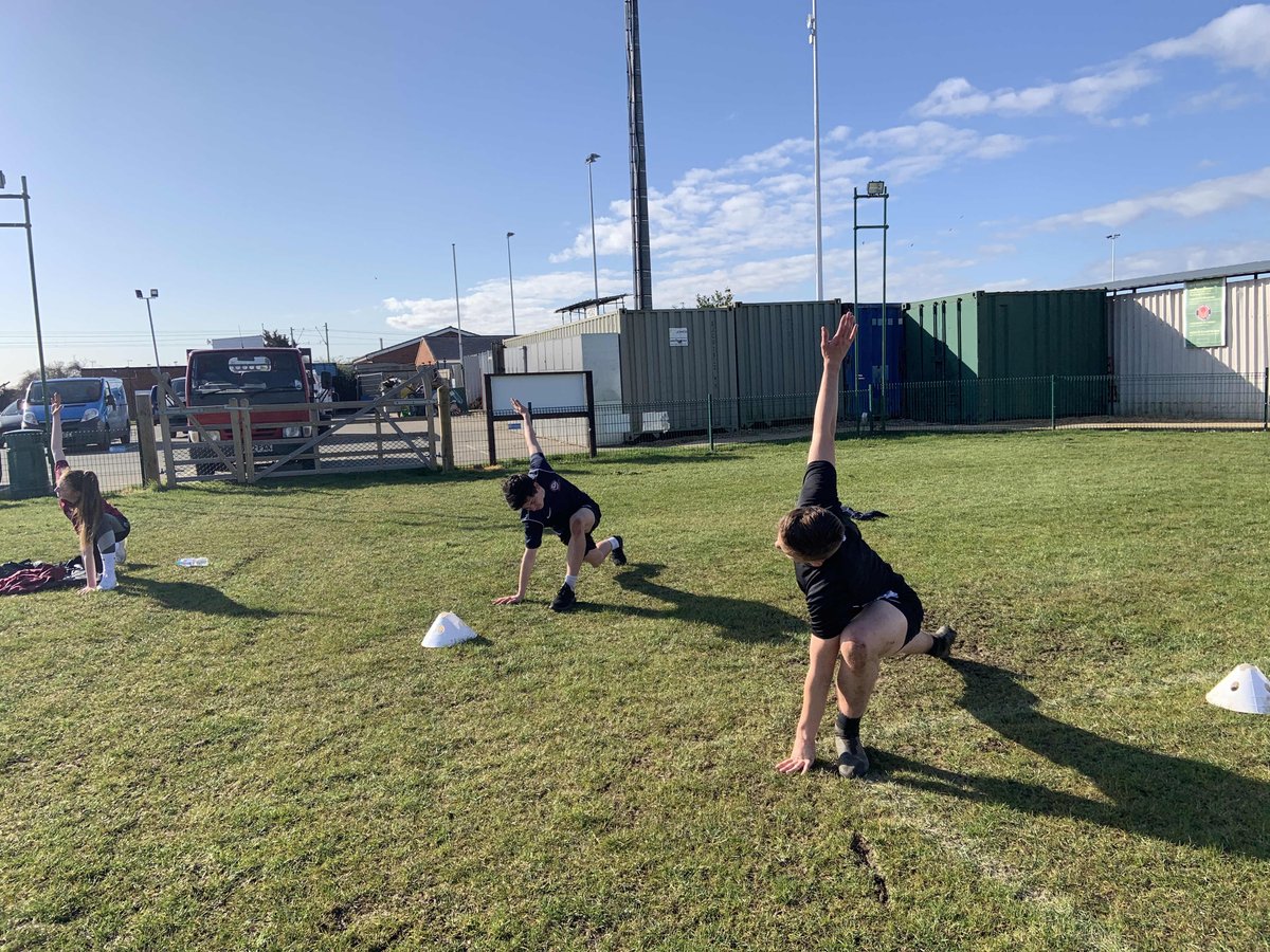 community_cp's tweet photo. 8am Session Monday and Thursday 💪🏻 For the Academy 🏋️

The guys put a shift in 🙌

Mobility ✅
Sport Specific Circuit Training ✅
Great attitudes ✅
Extra Work ✅ 

Thanks Holly https://t.co/uuSepAs3ZR