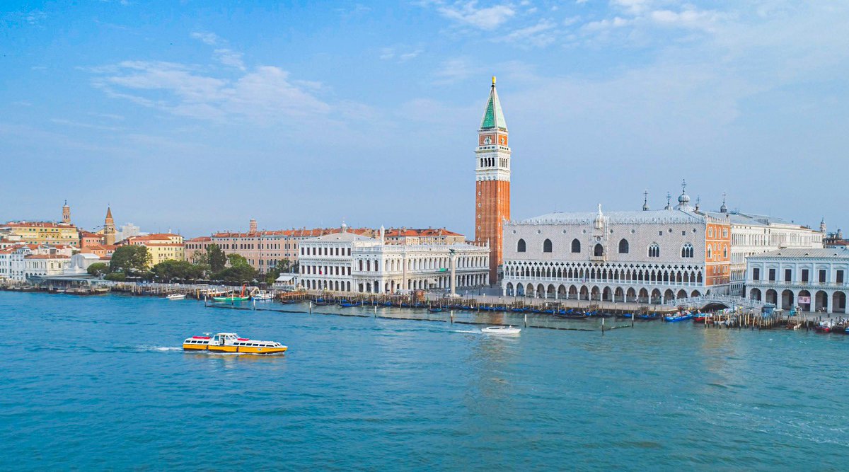 25 marzo 421 - 25 marzo 2021: Buon compleanno #Venezia, regina dei mari! 🦁🎂
<a href="/comunevenezia/">Comune di Venezia</a> <a href="/LuigiBrugnaro/">Luigi Brugnaro</a>  <a href="/RegioneVeneto/">Regione del Veneto</a> <a href="/zaiapresidente/">Luca Zaia</a>
