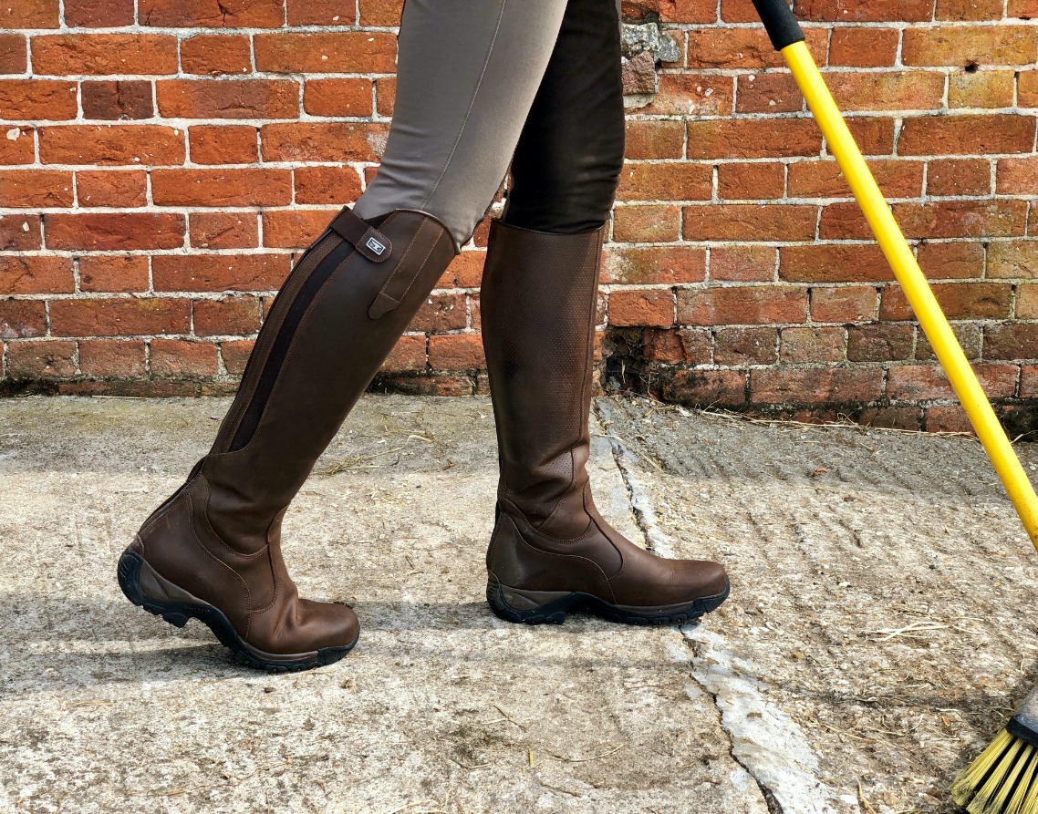 Twitter-এ Tuffa Boots: \