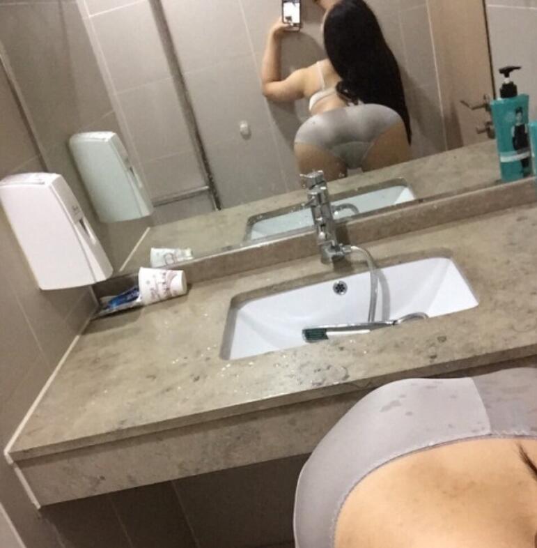 thegirlcodey's tweet photo. https://t.co/BqM5q8COKS