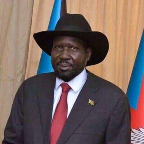 ManyangTahrir's tweet photo. Will President Kiir go to Tanzania to attend Magufuli's Burial?

Here am asking my grandmother🤔 https://t.co/aqLTnTtmXQ