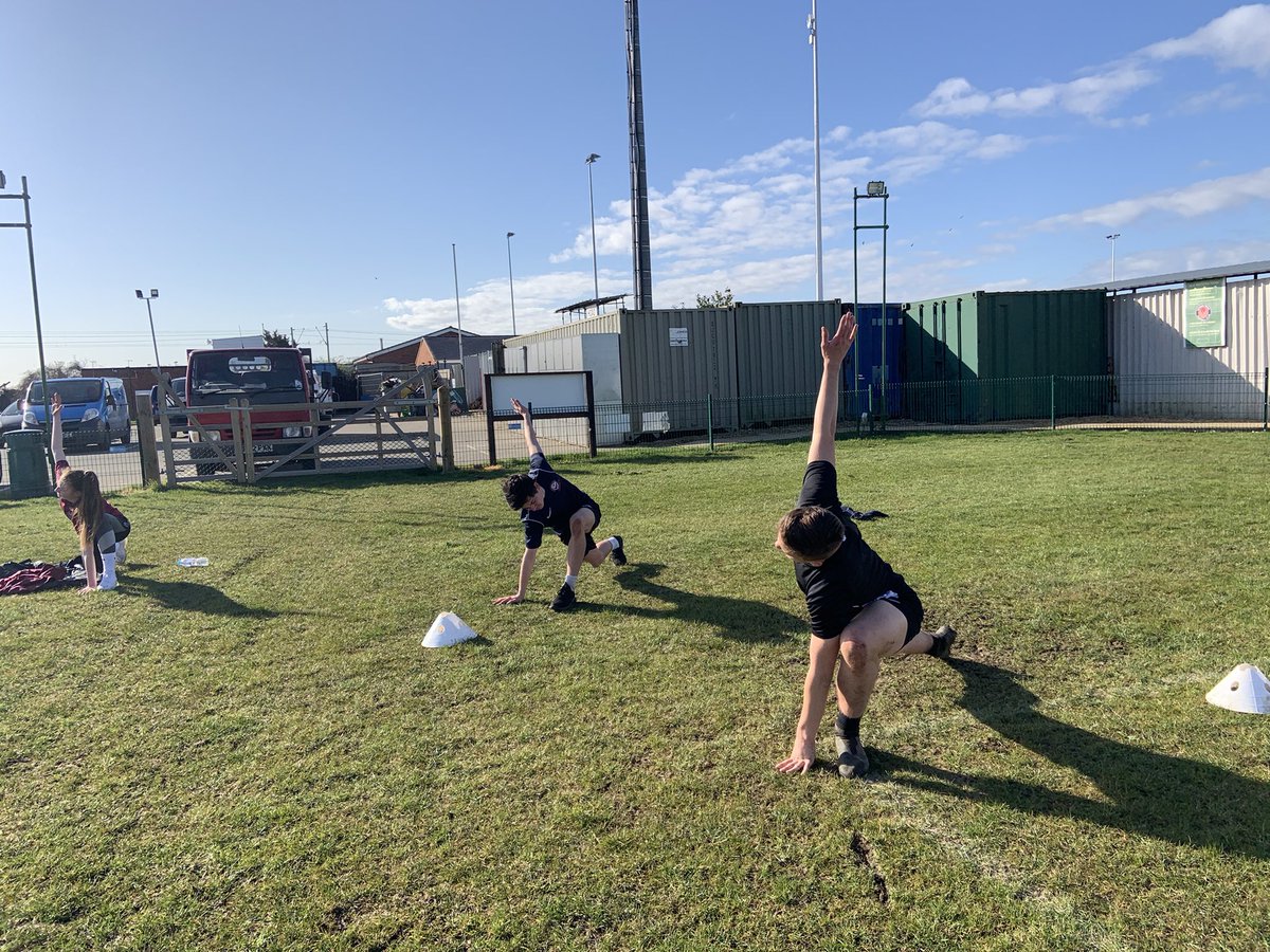 AcademyBtfc's tweet photo. 8am Session Monday and Thursday 💪🏻 For the Academy 🏋️

The guys put a shift in 🙌

Mobility ✅
Sport Specific Circuit Training ✅
Great attitudes ✅
Extra Work ✅ 

Thanks Holly https://t.co/xciWaiTxMM