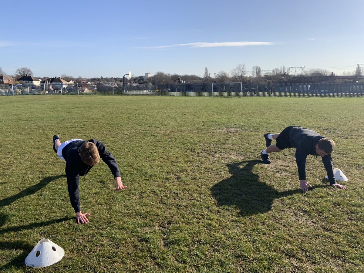 AcademyBtfc's tweet photo. 8am Session Monday and Thursday 💪🏻 For the Academy 🏋️

The guys put a shift in 🙌

Mobility ✅
Sport Specific Circuit Training ✅
Great attitudes ✅
Extra Work ✅ 

Thanks Holly https://t.co/xciWaiTxMM